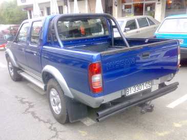 Фотоий: надувательство автомобили NISSAN - Pick-up