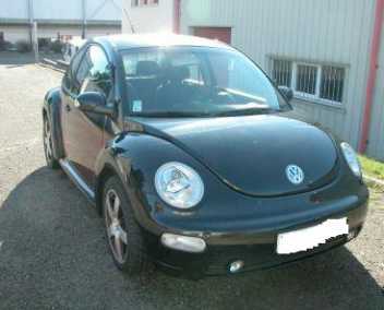 Фотоий: надувательство автомобили VOLKSWAGEN - New Beetle