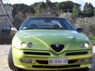 Фотоий: надувательство автомобили ALFA ROMEO - Spider