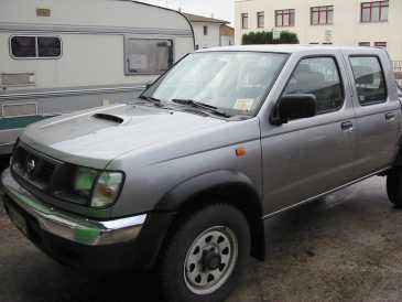 Фотоий: надувательство автомобили NISSAN - Pick-up