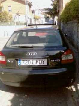 Фотоий: надувательство автомобили AUDI - A3
