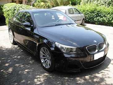 Фотоий: надувательство автомобили BMW - M5