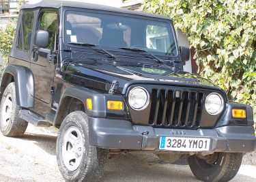 Фотоий: надувательство автомобили JEEP - Wrangler