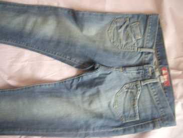 Фотоий: надувательство одежда женщины - H&M - JEANS