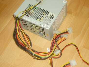 Фотоий: надувательство другие элементы ACER - ALIMENTATION POUR ORDINATEUR WINDOWS XP