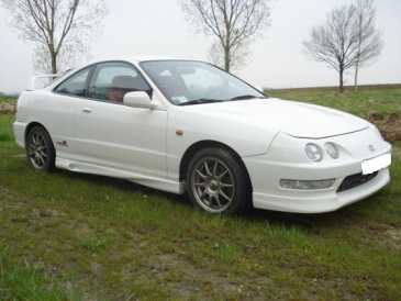 Фотоий: надувательство автомобили HONDA - Integra