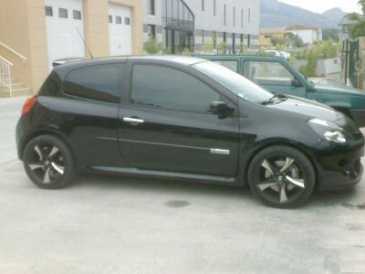 Фотоий: надувательство автомобили RENAULT - Clio